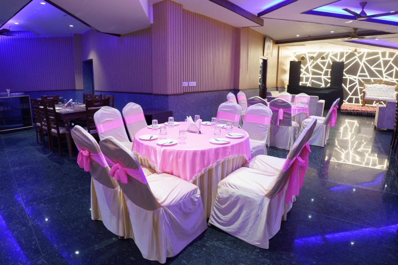 Hotel Vihaan Residency Zirakpur Exterior photo